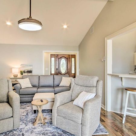 Gilbert Lakefront Retreat With Private Dock! Hollywood Point Eksteriør bilde